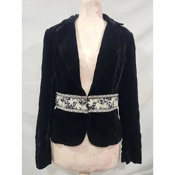 Fray Velvet Embroidered Blazer - Picture 1 of 8